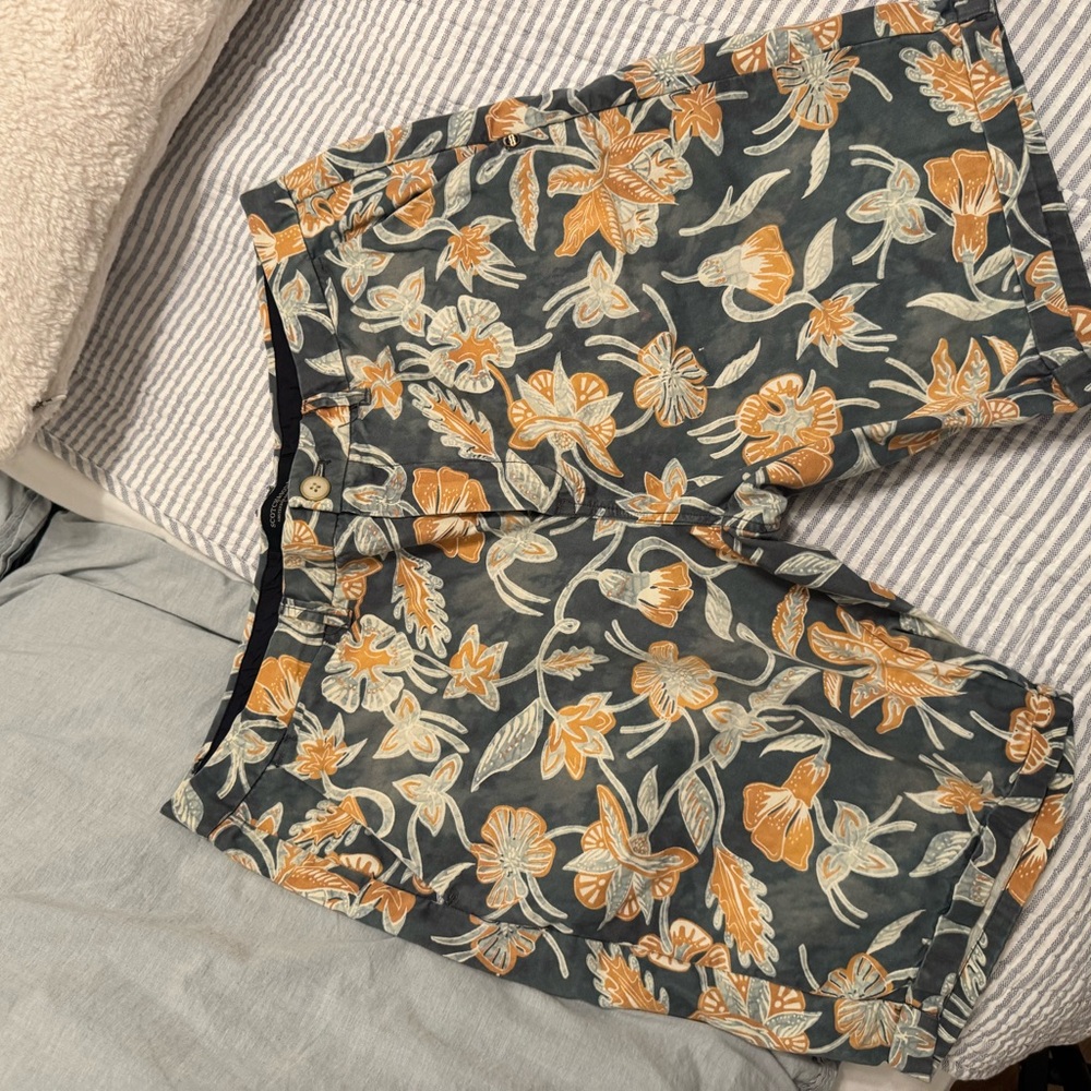 Floral Patterned Shorts - Men’s Scotch & Soda